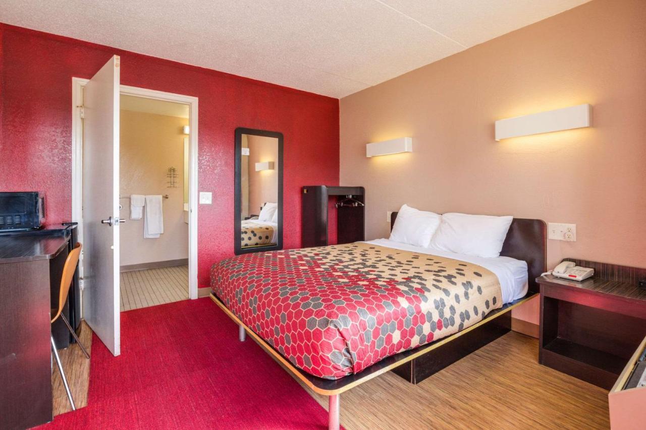 Econo Lodge Inn & Suites Terre Haute Exteriér fotografie