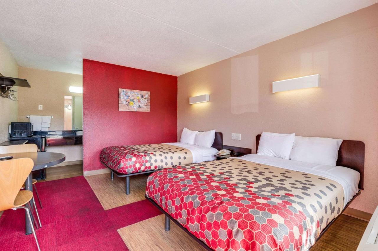 Econo Lodge Inn & Suites Terre Haute Exteriér fotografie
