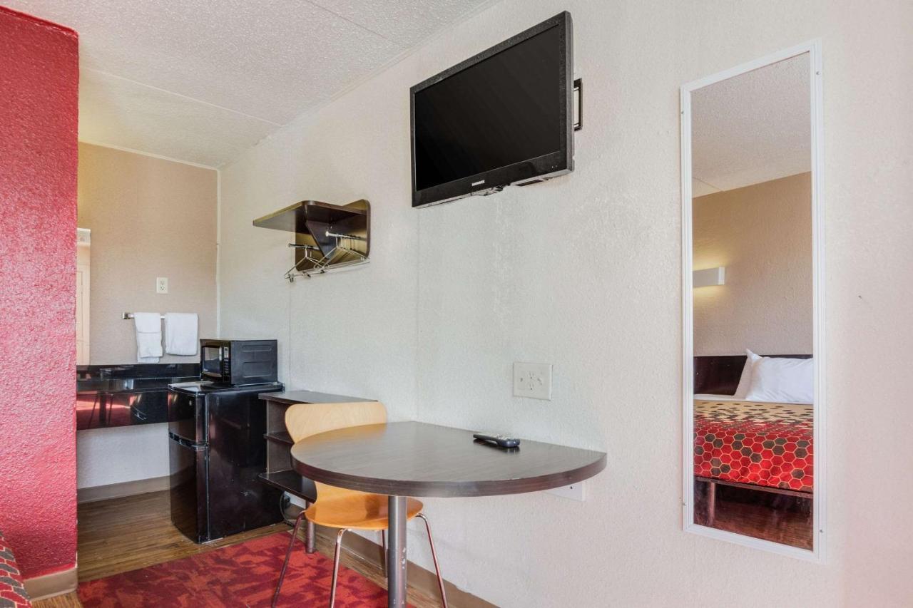 Econo Lodge Inn & Suites Terre Haute Exteriér fotografie
